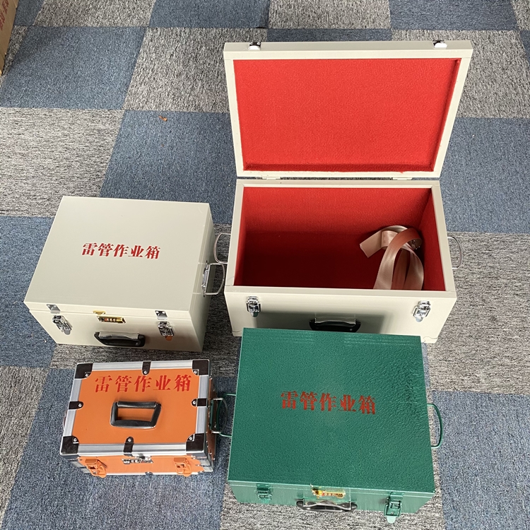 仙桃爆破工程作业箱如何选择？玻璃钢与传统材质的全面对比